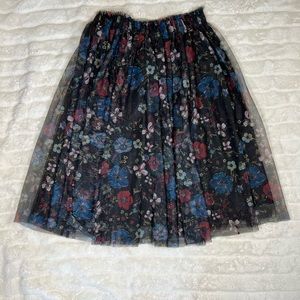 Disney Snow White Black floral Tulle Skirt by Lauren Conrad Sz Medium